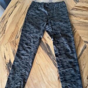 Bevy Flog Dafna camo green pants 27